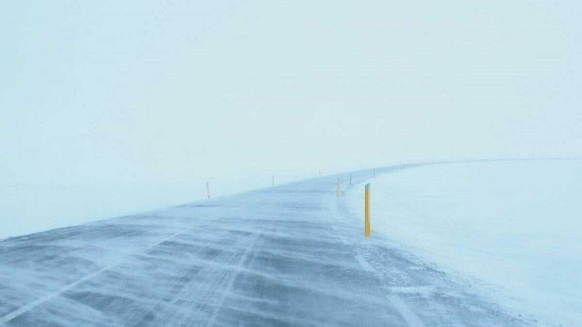 На трассе Тюмень — Ханты-Мансийск ограничили движение из-за снегопада