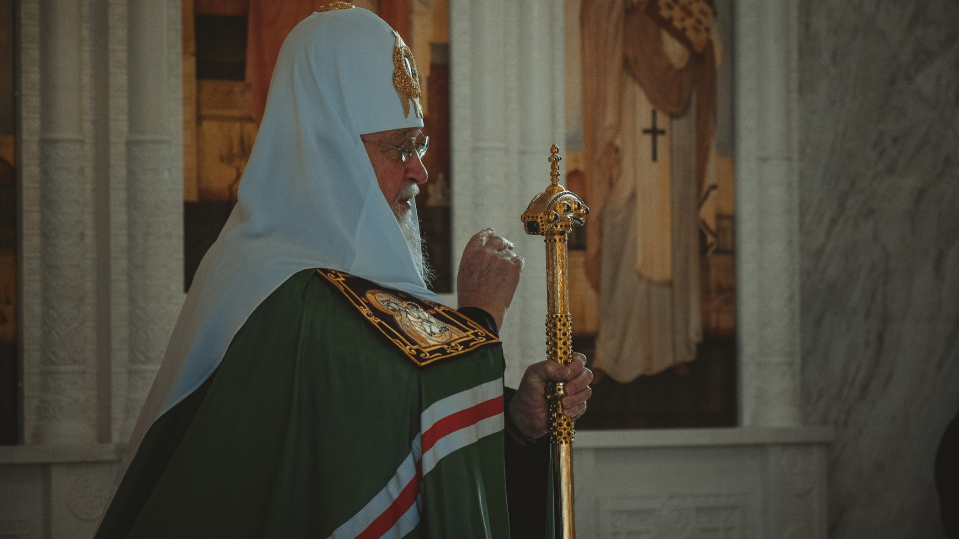 Патриарх Московский Кирилл провел Крестный ход в Тюмени 11 июня
