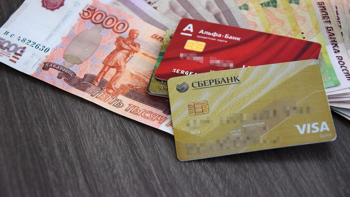 Из-за пандемии коронавируса в Тюмени увеличилось число банковских мошеннико