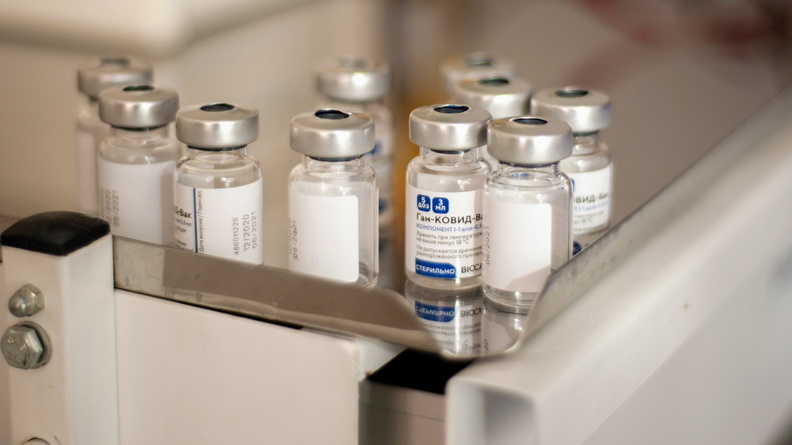 Поступило более 480 тысяч препарата от COVID-19 с начала вакцинации