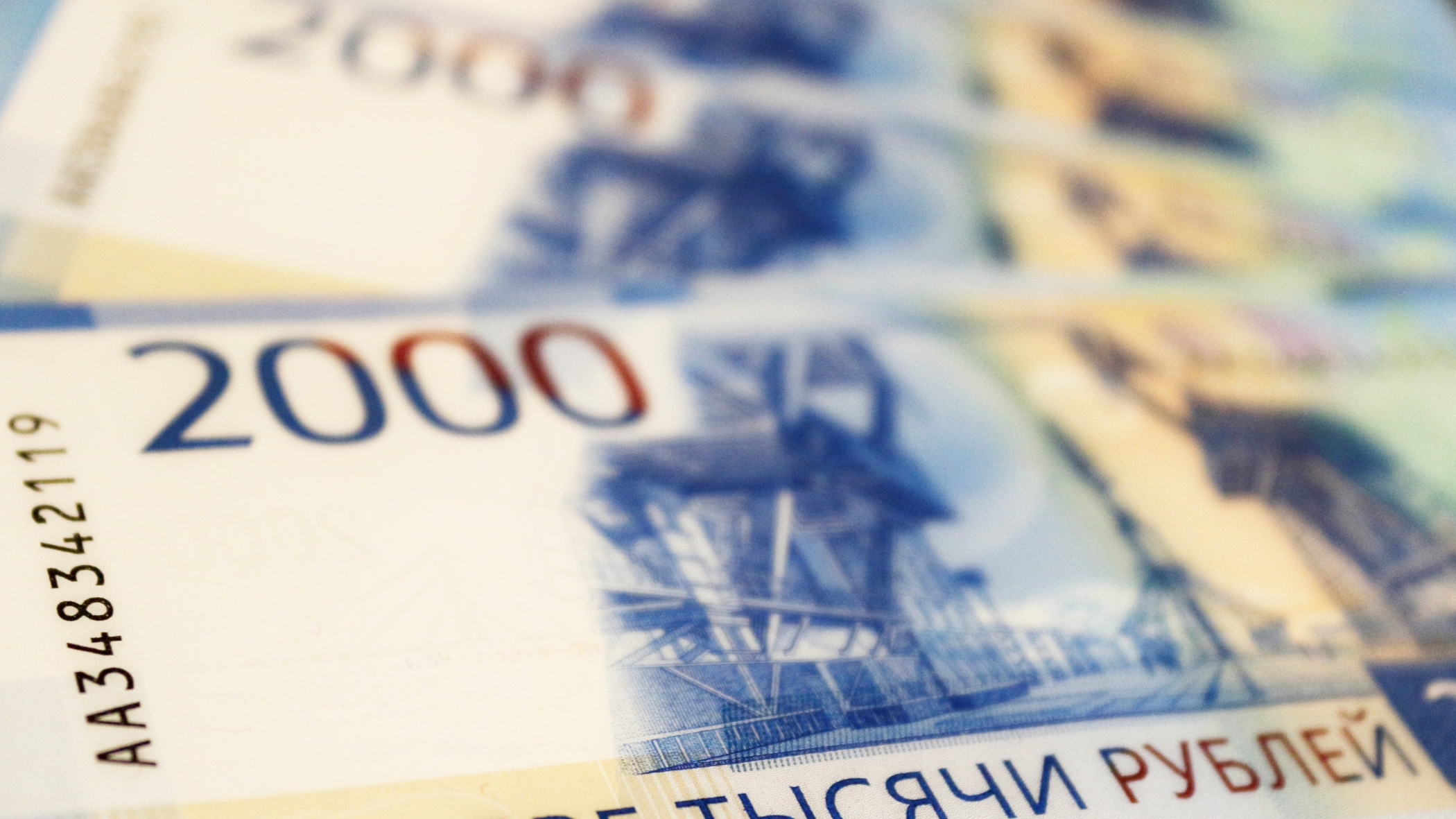 МРОТ в России могут повысить на 1250 рублей