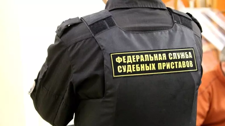 Тюменец оплатил накопленную задолженность по алиментам после ареста его внедорожника