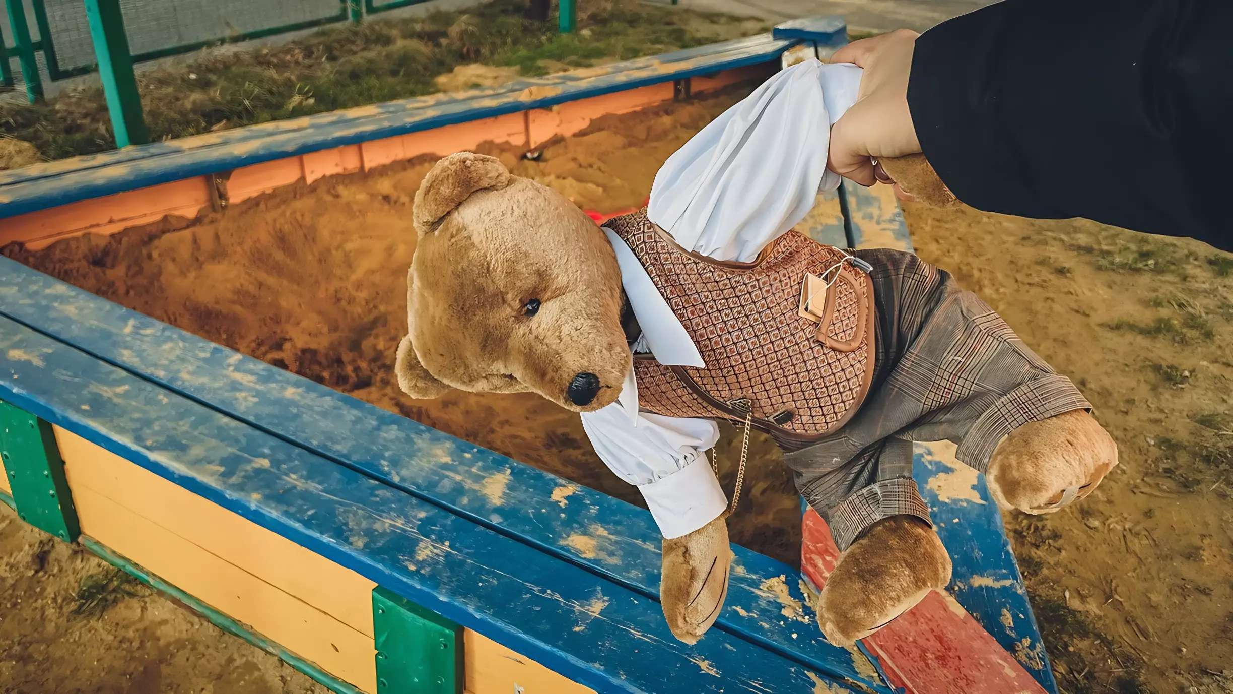 В Тюмени грабитель пытался украсть плюшевого медведя
