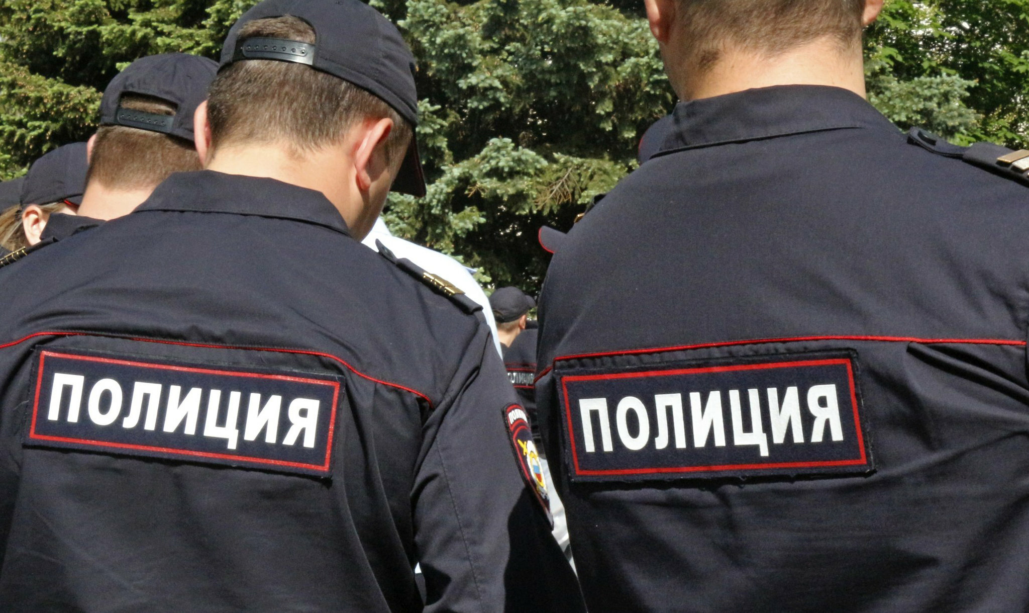Тюменских полицейских обязали повесить фотографии Колокольцева и Путина