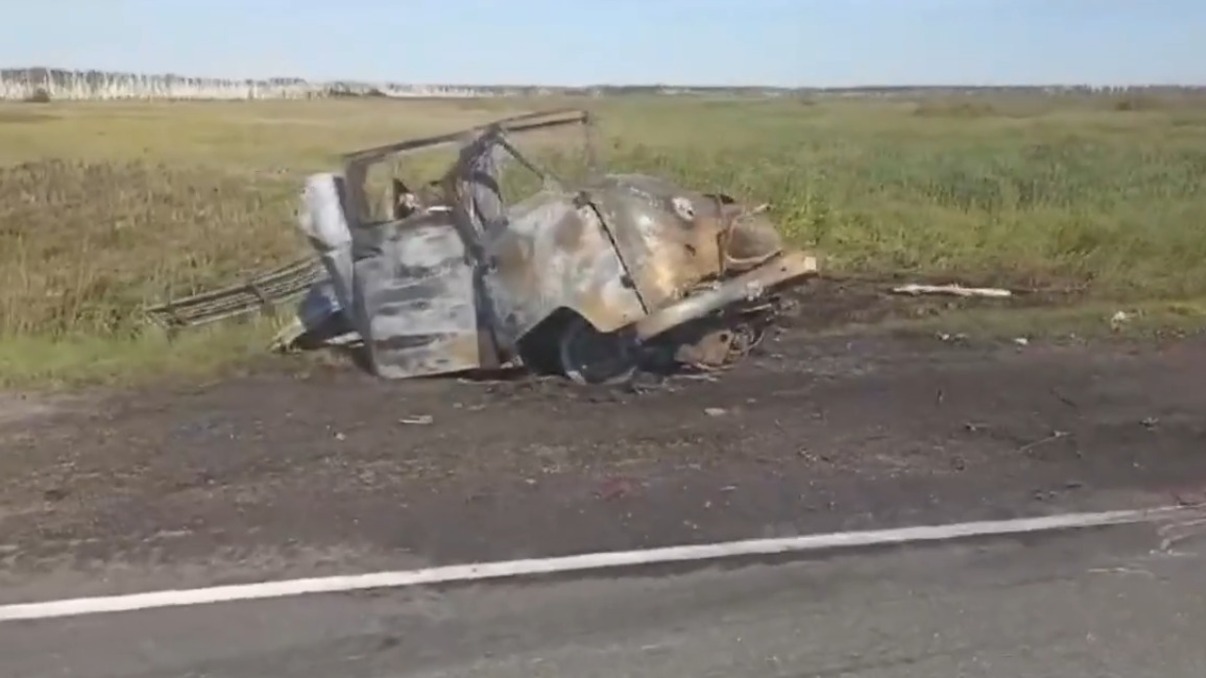 «Буханка» выгорела после ДТП с грузовиком на трассе Тюмень — Омск, водитель погиб