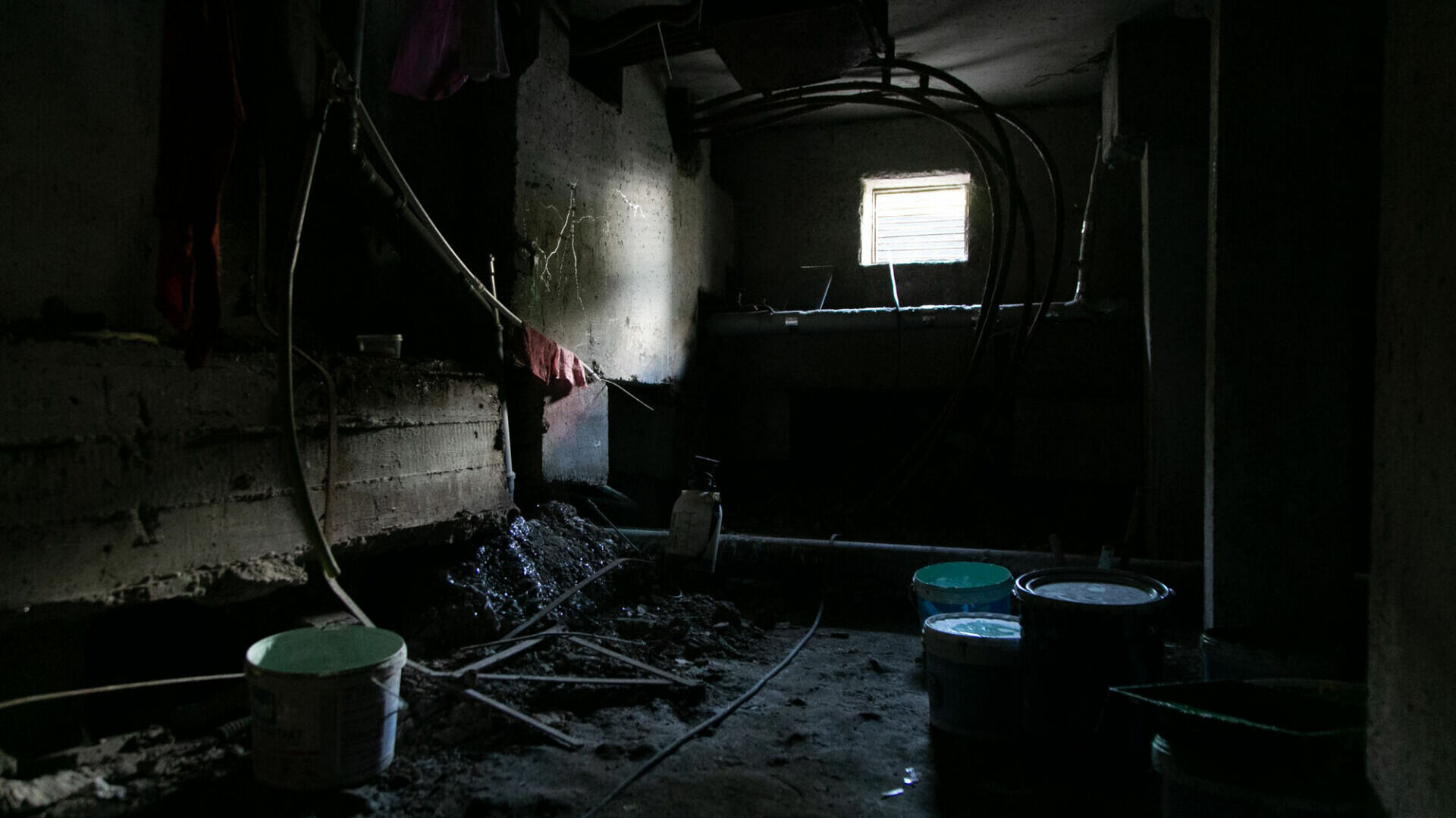В Тюмени жилому дому на Мельникайте требуется ремонт