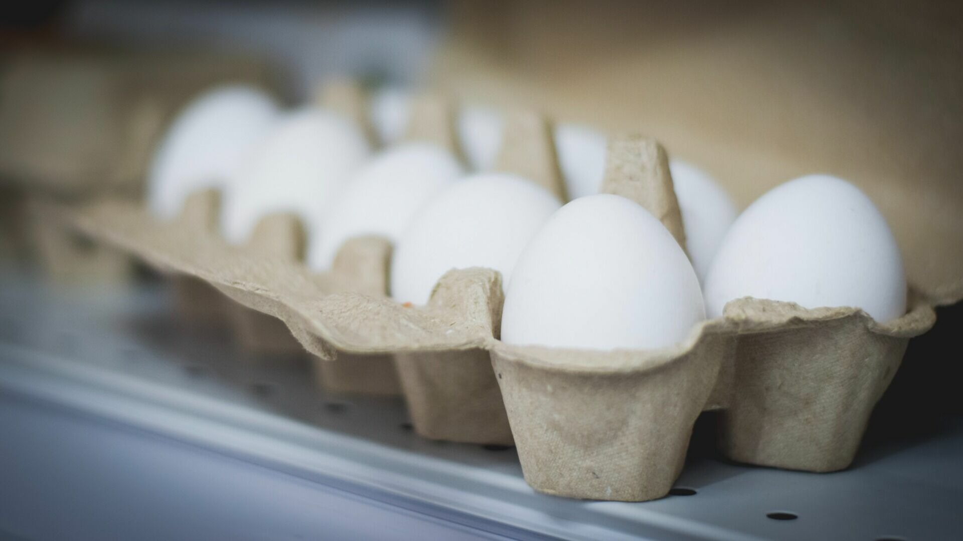 Накануне Пасхи яйца в Тюмени подешевели на 4 рубля