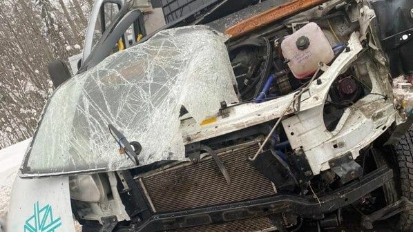 Четыре человека погибли в страшном ДТП с микроавтобусом больницы в Пермском крае