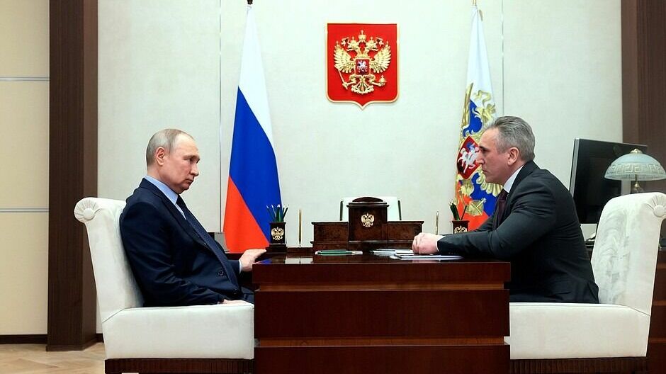 Владимир Путин провел встречу с губернатором Тюменской области Александром Моором