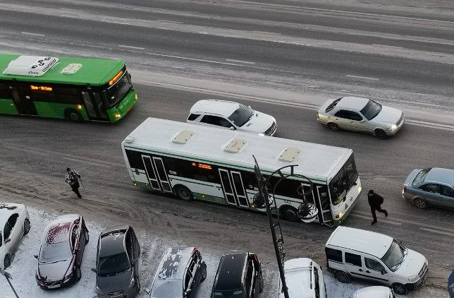В Тюмени четыре автобусных маршрута вернутся к основному маршруту после ремонта улицы