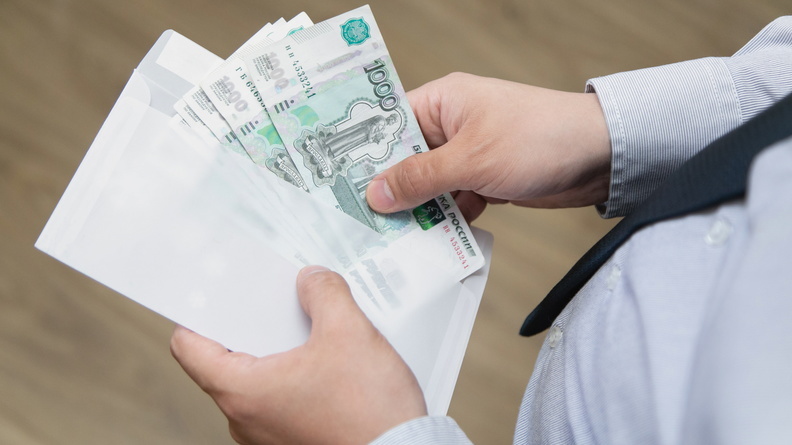 Предприятия Тюменской области выплатили долги по зарплате