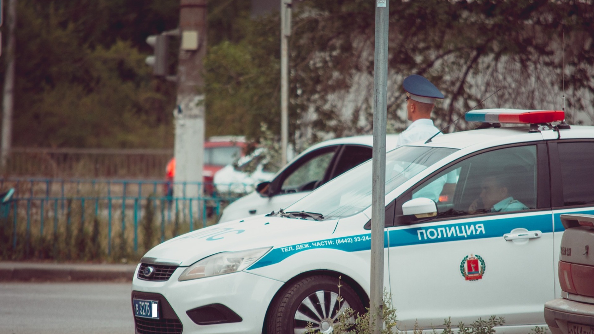Водитель в реанимации: в Тюмени на Объездной дороге столкнулись самосвалы