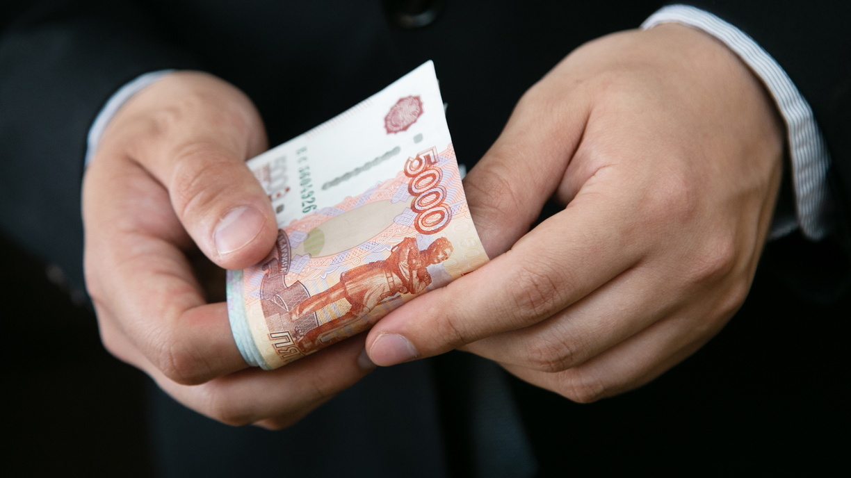 Рогозин жалуется на урезанное финансирование «Роскосмоса»
