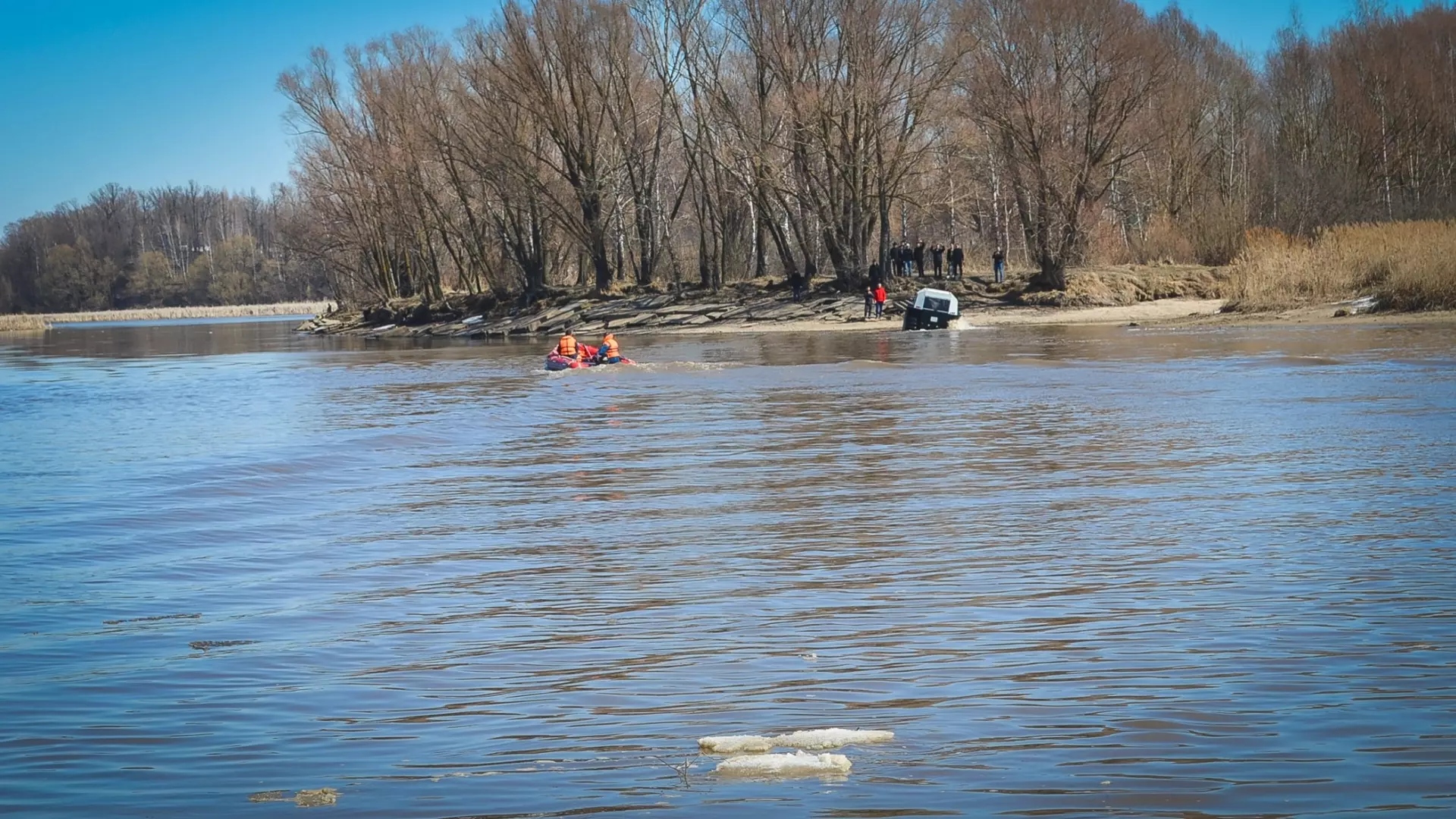 Уровень воды в реке Ишим в районе Викулово резко поднялся