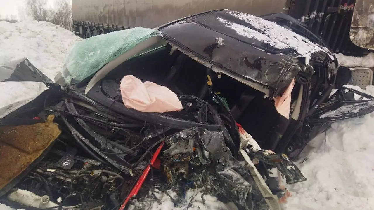 На федеральной трассе Тюмень — Омск произошла вторая за сутки смертельная авария