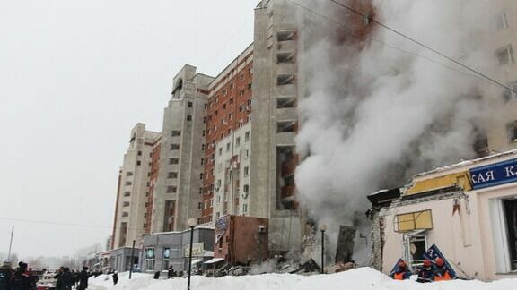 В Нижневартовске под завалами дома после взрыва официально были найдены 8 погибших