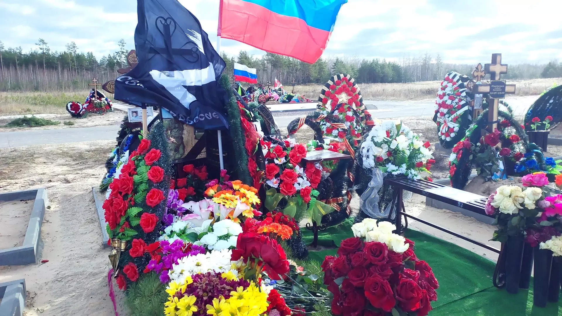 В Тюменской области простились с погибшим на СВО командиром отделения