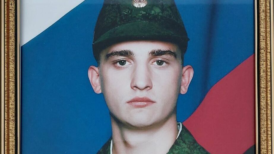 В Тюменской области похоронили 28-летнего Дениса Марчихина, погибшего на СВО