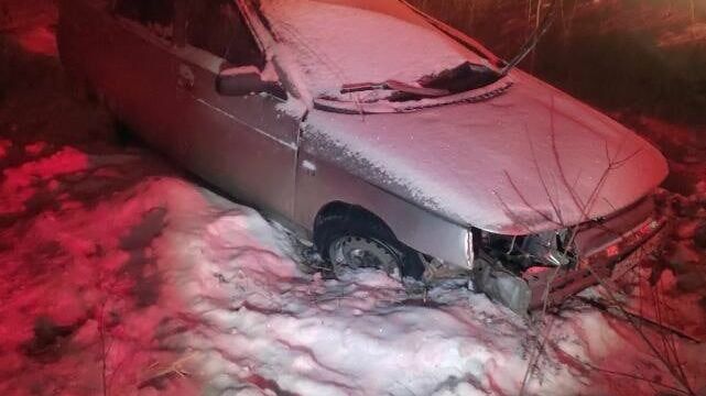 В Тюменской области подросток за рулем Lada попал в ДТП
