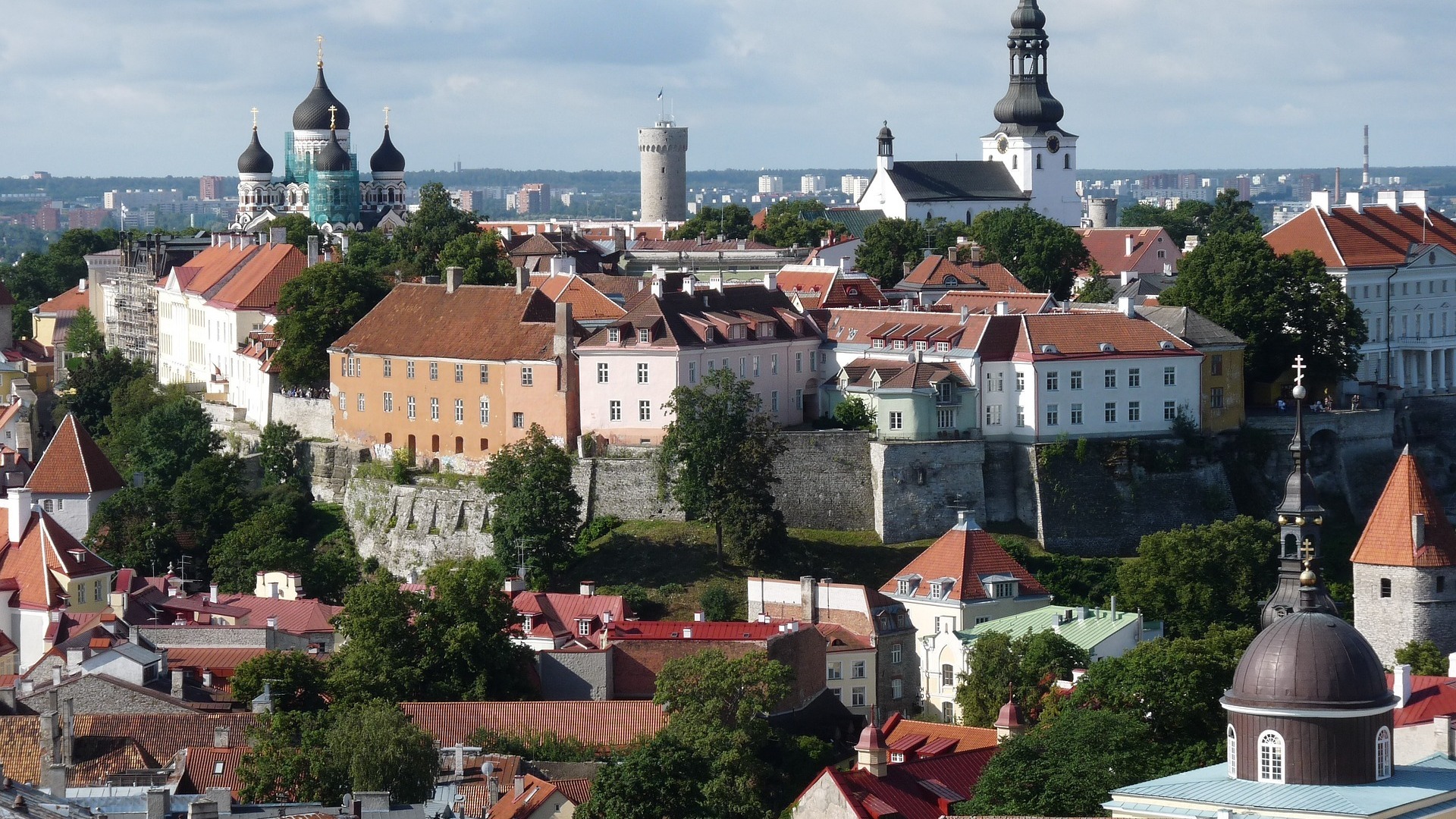 Столица Эстонии - город Таллинн.