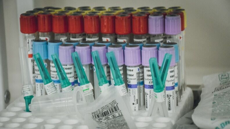 В Тюменской области 900 пациентов заразились вирусным гепатитом