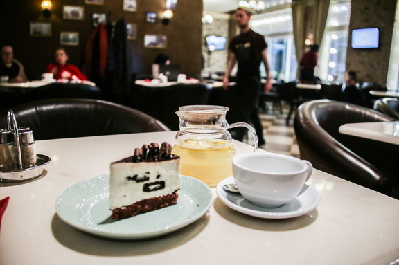 Почти 70% кафе и ресторанов Тюмени возобновили работу