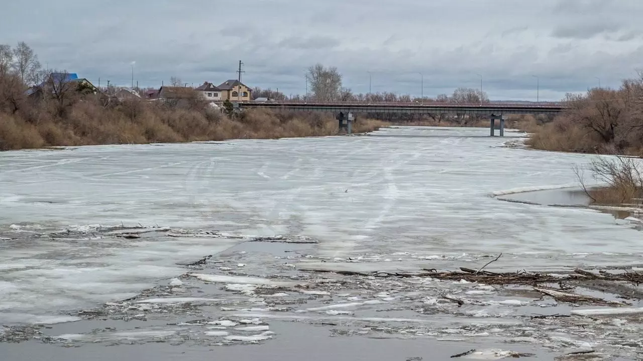 В Тюменской области проводят взрывные работы на реке Ишим из-за паводков