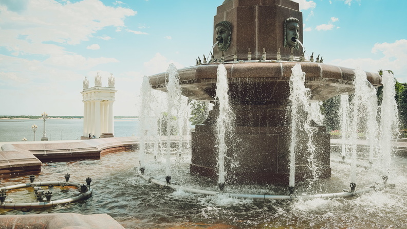 В Заречном парке установят светодинамический фонтан