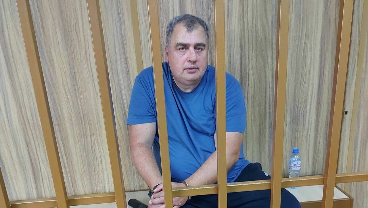 Тюменский суд оставил в СИЗО до конца февраля чиновника-взяточника