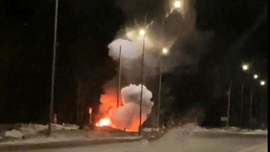 На трассе в Тюменской области сгорел автомобиль