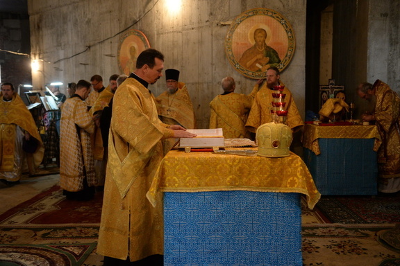 Новая главка венчает Всехсвятскую церковь в Тюмени