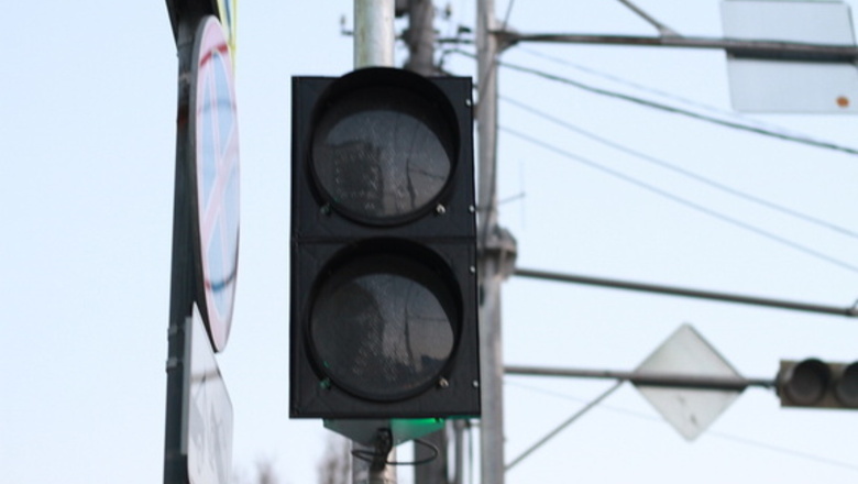 На шести перекрестках Тюмени отключены светофоры