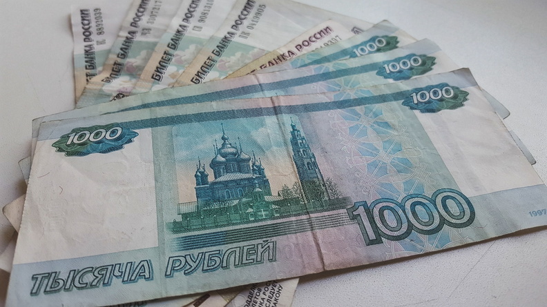Утвердили минимальную зарплату на 2022 год в Тюменской области