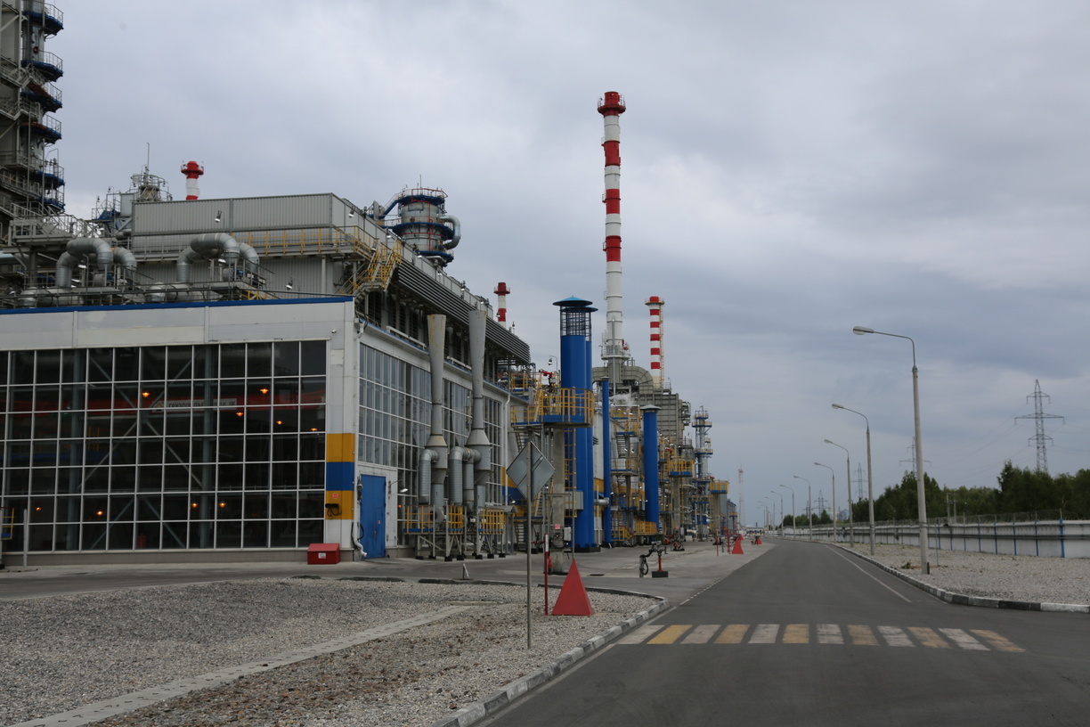 Тюменский нефтеперерабатывающий завод оспаривает сделки с «Промсвязьбанком»