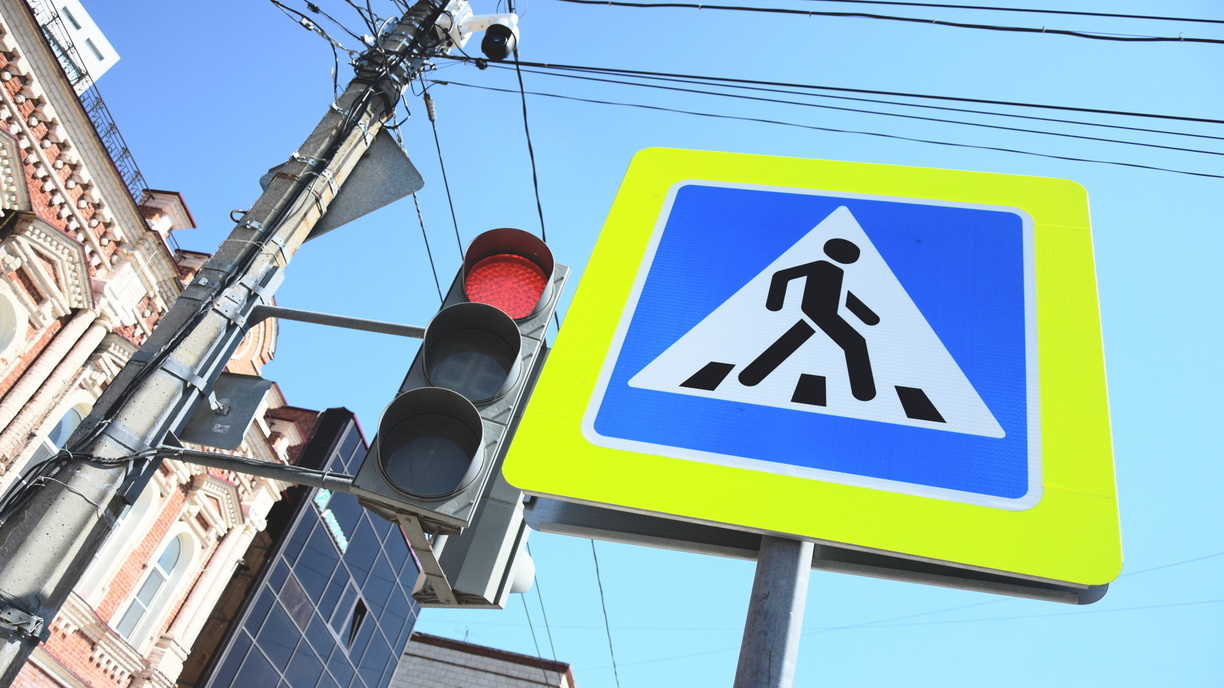 28 августа будут отключены светофоры на улице Челюскинцев в Тюмени