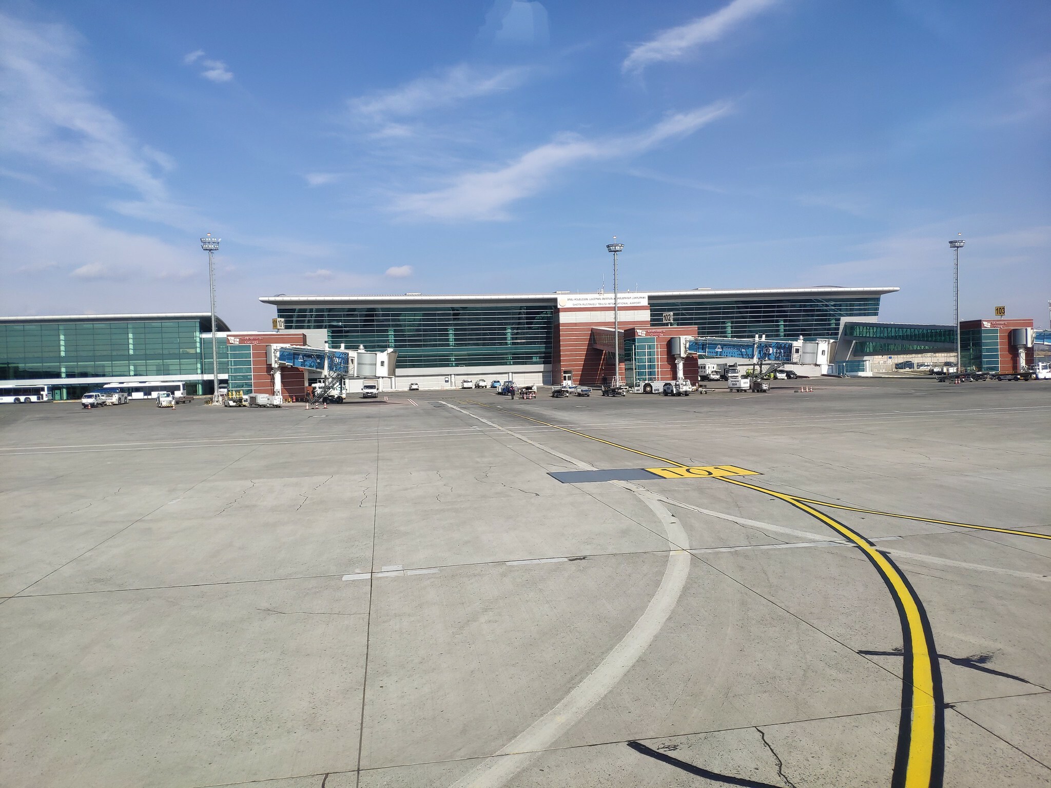 В Тобольске начали бетонирование взлетно-посадочной полосы нового аэропорта