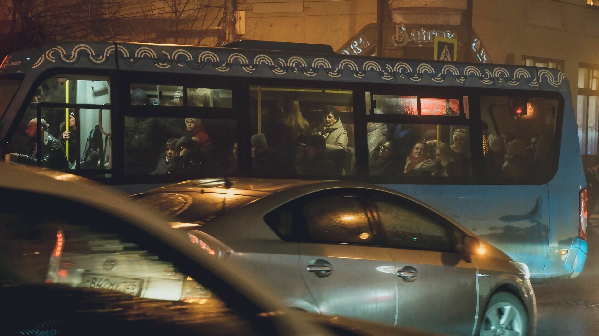 В Тюмени произошёл конфликт между водителями автомобиля и автобуса